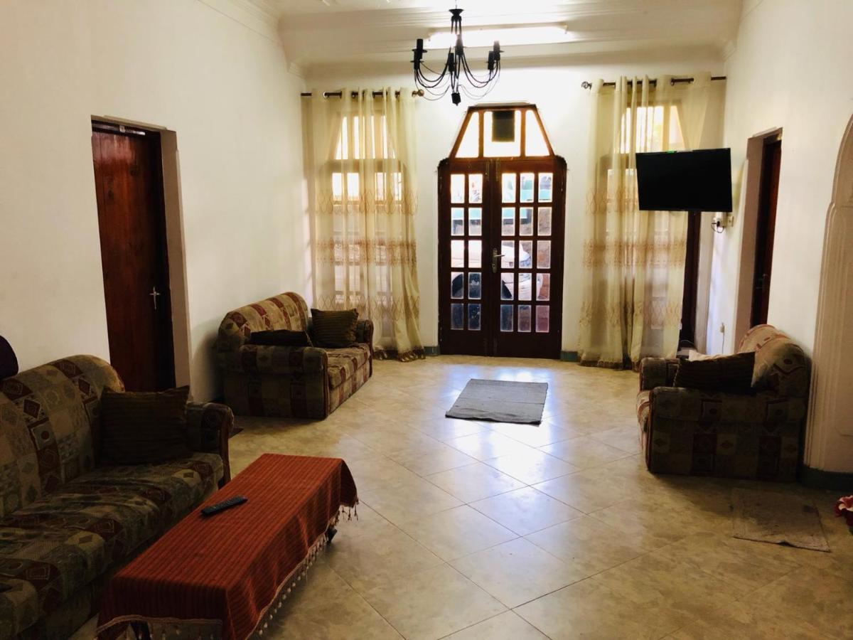 Suisse Villa Kandy Exterior foto