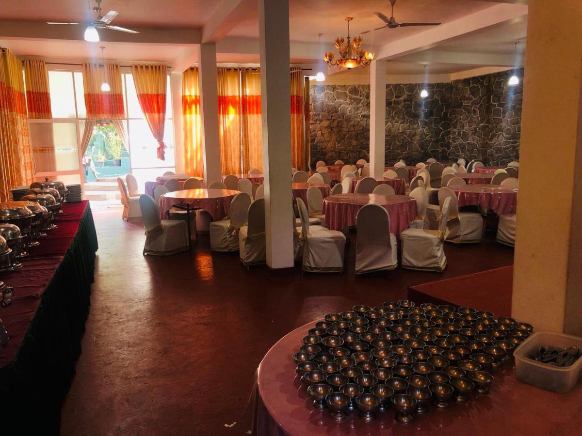 Suisse Villa Kandy Exterior foto